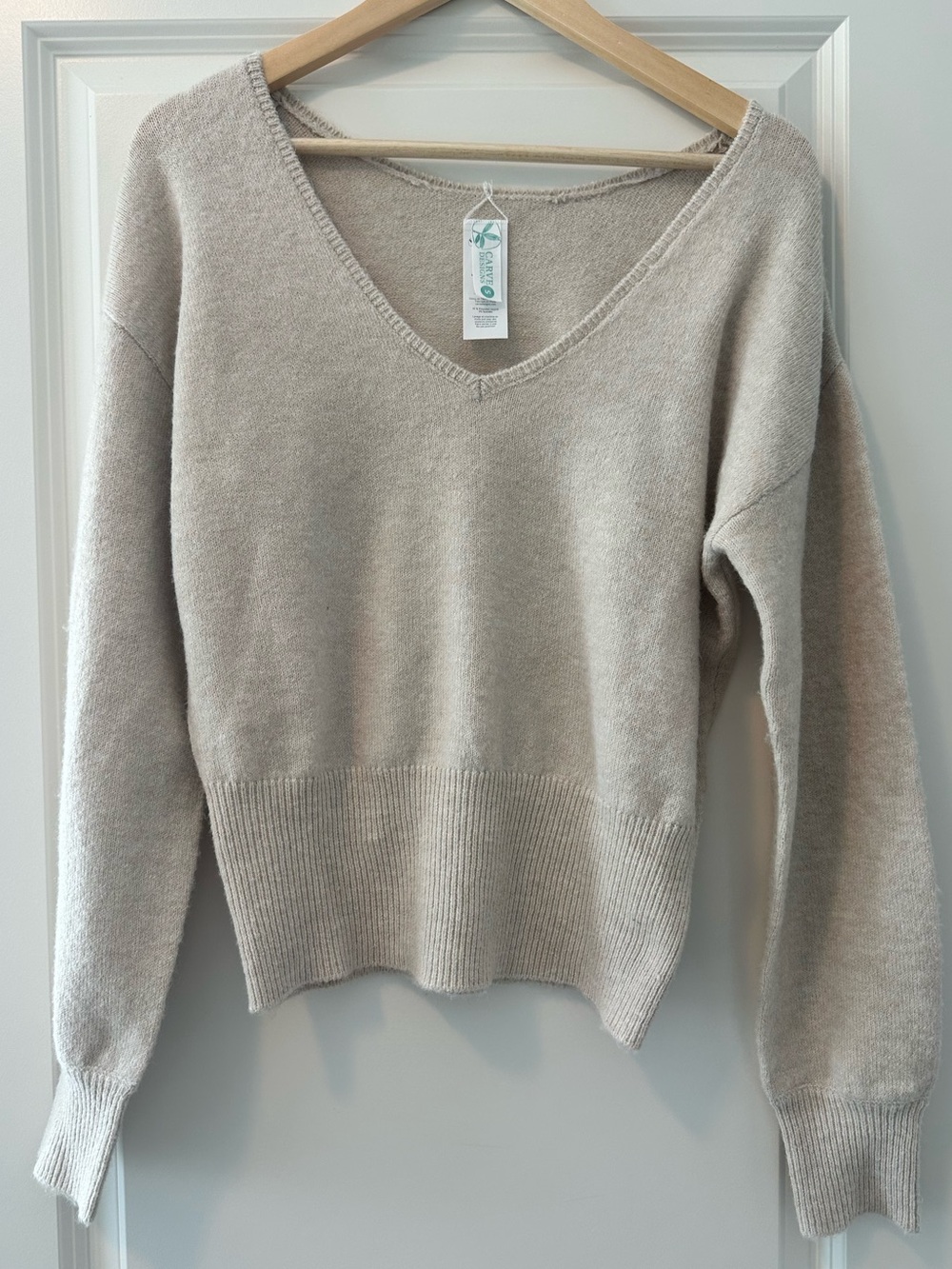 Carve Designs Beige V-Neck Sweater